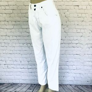 Vintage White Mom High Waisted Jeans Tapered Leg